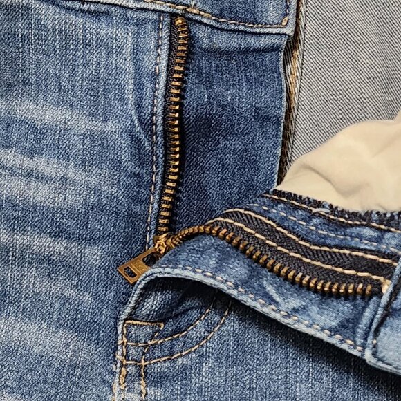 Torrid Light Wash Distressed Vintage Stretch Mid Rise Boyfriend Jeans - Picture 4 of 6